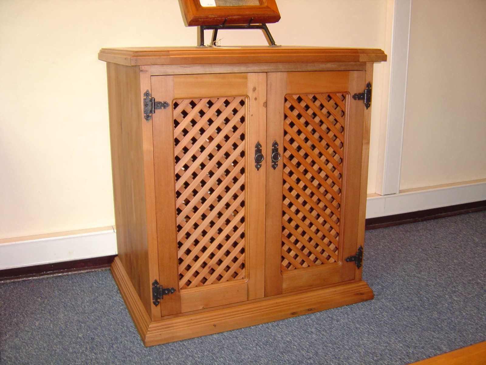 Muebles de TV en madera reciclada a medida
