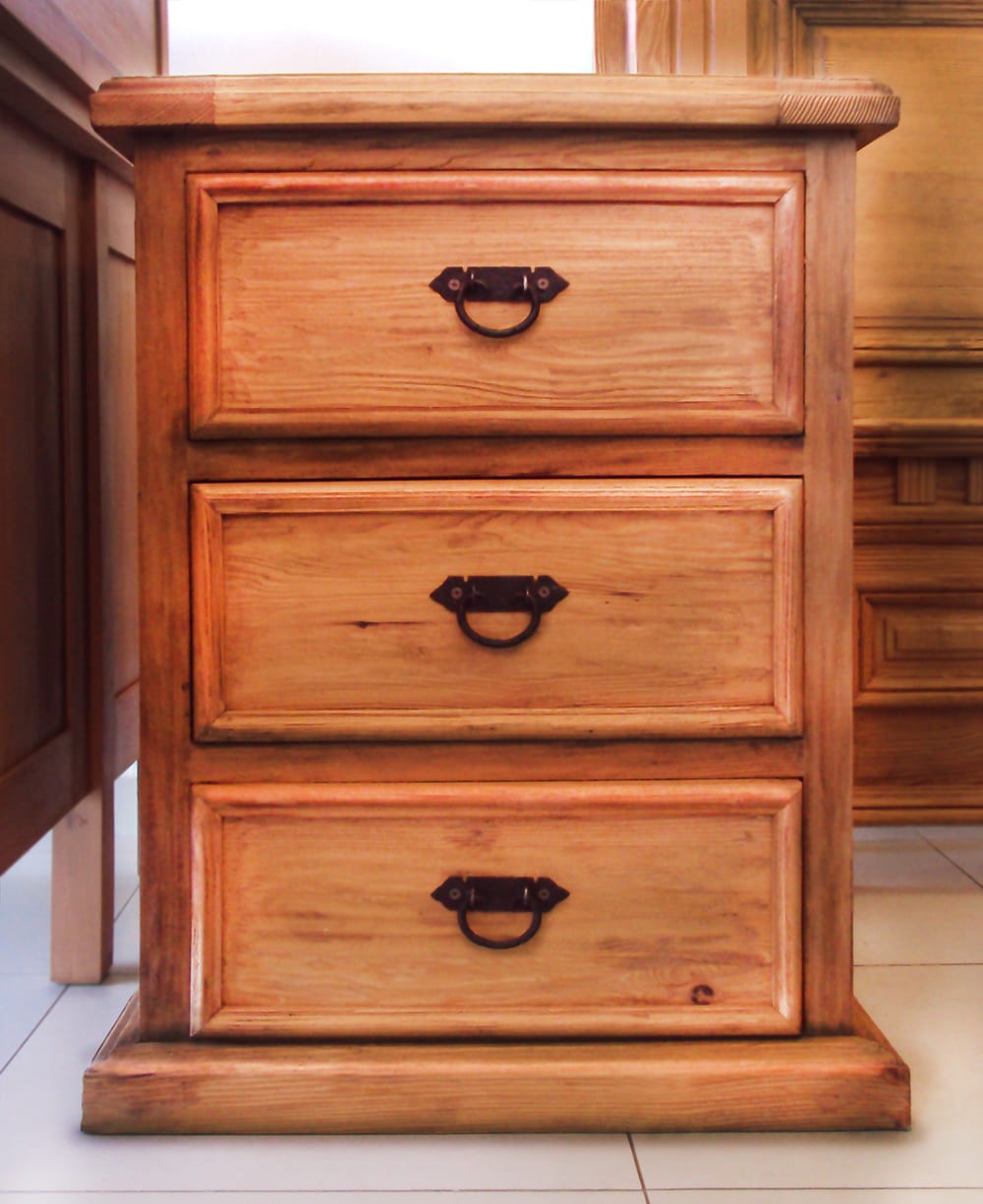 Veladores de madera reciclada a medida